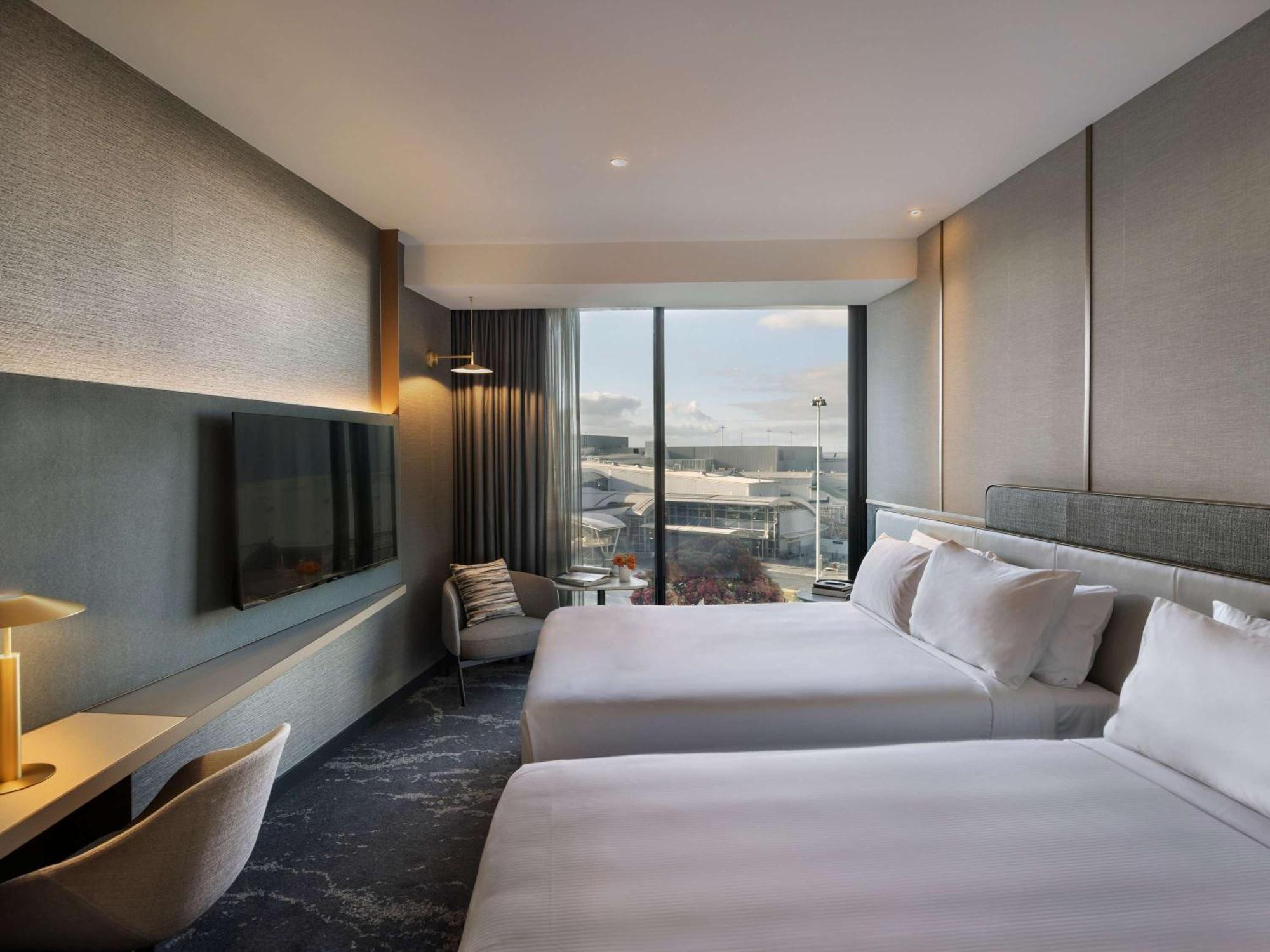 Pullman Auckland Airport Hotel ภายนอก รูปภาพ Deluxe Room