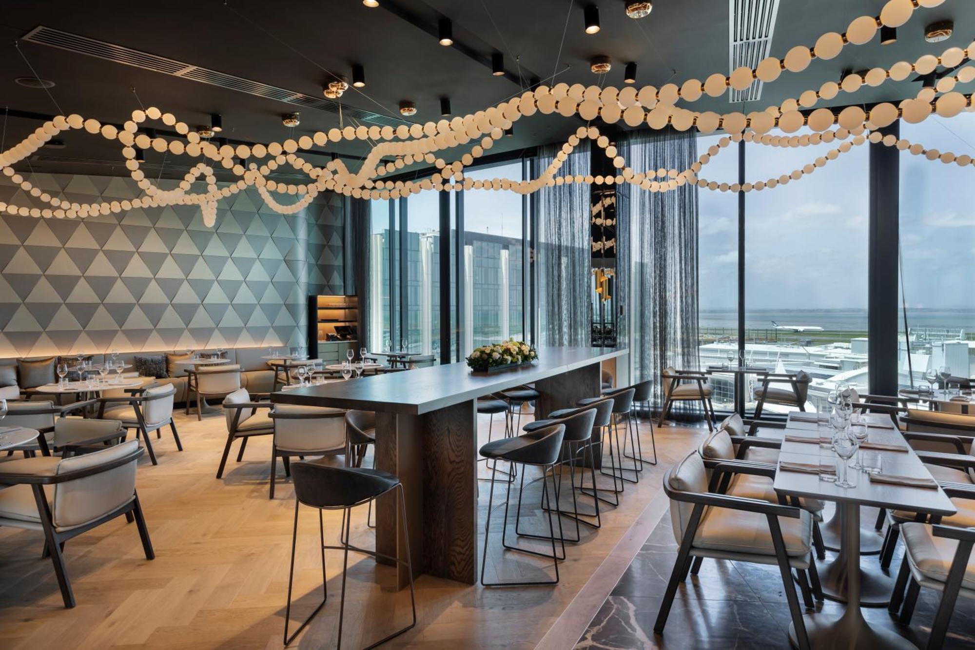 Pullman Auckland Airport Hotel ภายนอก รูปภาพ The lounge at Haneda Airport